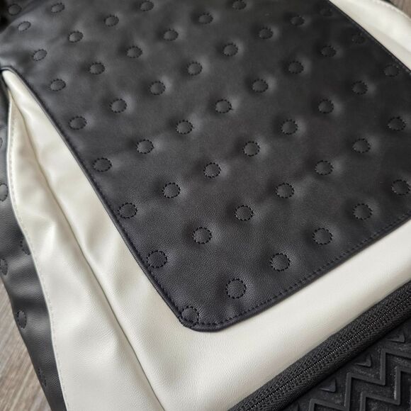 Nike Air Jordan Retro 13 XIII Backpack Bag Playoffs Black White Red Leather New - Picture 12 of 13